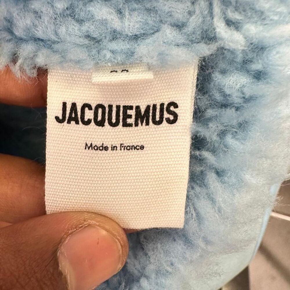 Jacquemus La Veste Paioù Cropped Jacket in Blue Lamb Leather - Picture 5 of 12